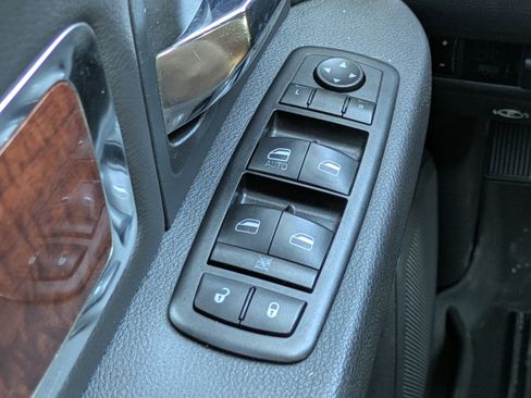 Used 2012 RAM 3500 Laramie image 17