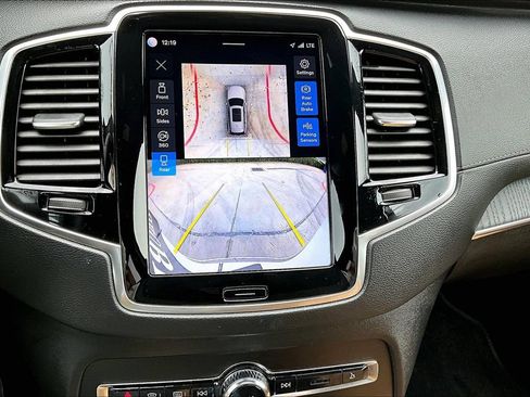 Certified 2024 Volvo XC90 B6 Ultimate AWD/4WD image 29