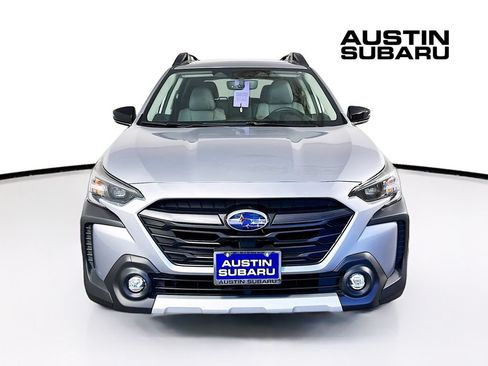 Used 2024 Subaru Outback Limited AWD/4WD image 3