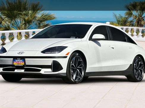 Used 2023 Hyundai Ioniq 6 SEL image 8