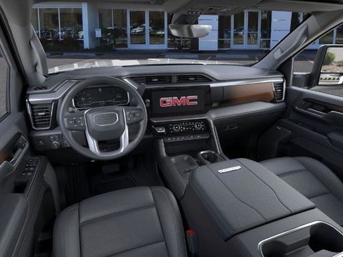 New 2026 GMC Sierra 2500 Denali w/ Denali Reserve Package image 15