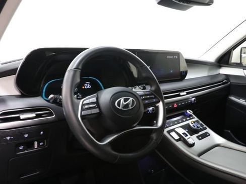 Used 2023 Hyundai Palisade SEL AWD/4WD image 13