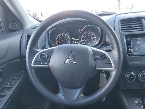 Used 2023 Mitsubishi Outlander Sport SE image 25