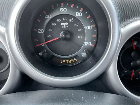 Used 2004 Honda Element EX image 10