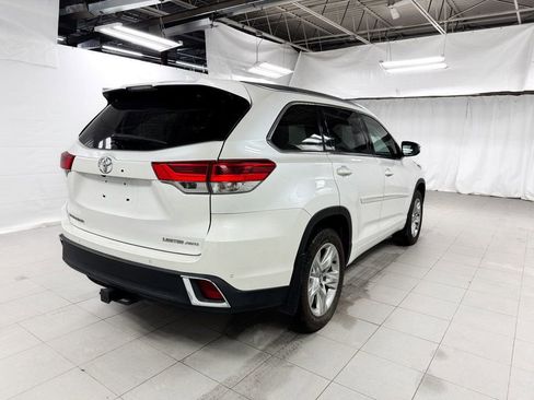 Used 2018 Toyota Highlander Limited image 6
