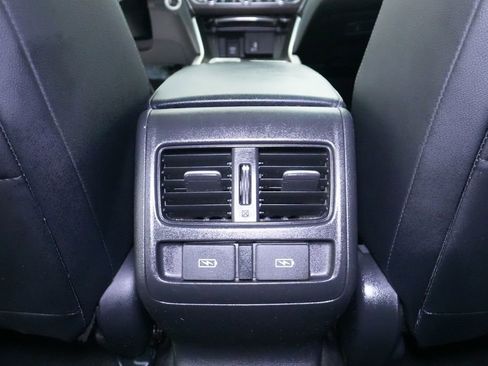 Used 2018 Honda Accord Touring image 19