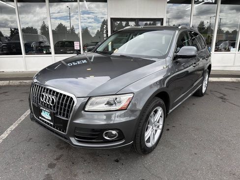 Used 2017 Audi Q5 2.0T Premium Plus w/ Technology Package AWD/4WD image 1