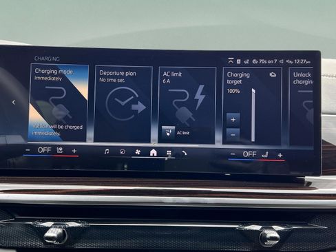 New 2026 BMW X5 xDrive50e w/ M Sport Package image 14