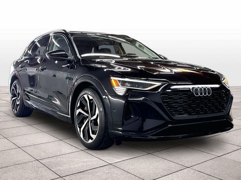 Certified 2024 Audi Q8 e-tron Premium Plus w/ Prestige Package AWD/4WD image 2