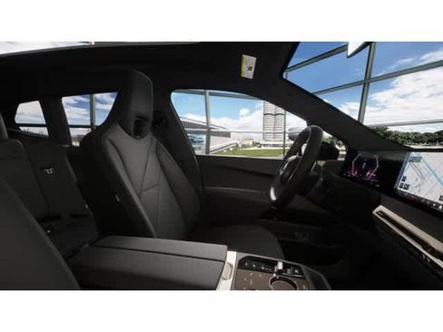 Used 2025 BMW iX xDrive50 image 9
