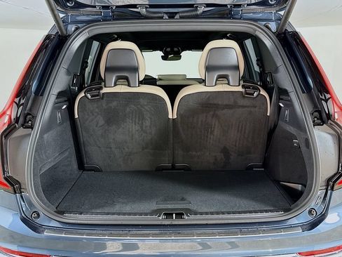 Certified 2026 Volvo XC90 B6 Plus w/ Protection Package Premier AWD/4WD image 27