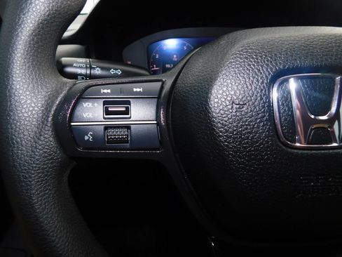 Used 2025 Honda Accord SE image 24