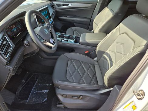 New 2025 Volkswagen Atlas Cross Sport SE AWD/4WD image 6