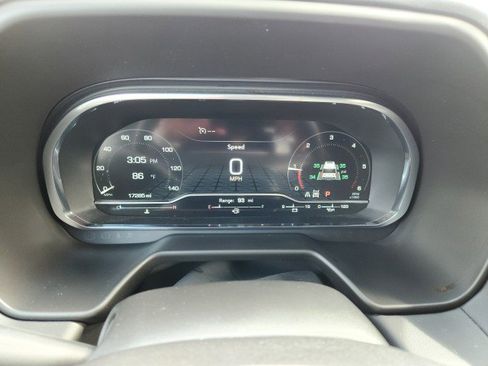 Used 2024 GMC Yukon SLE w/ Max Trailering Package image 32