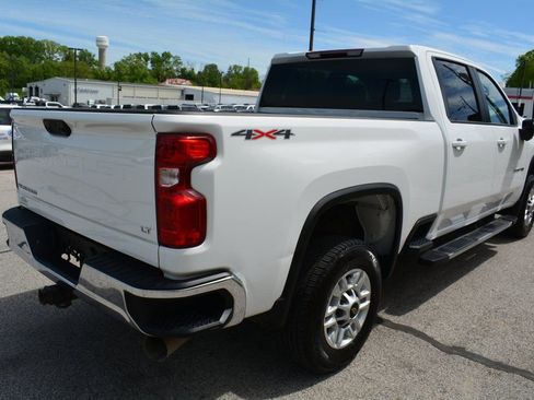 Used 2024 Chevrolet Silverado 2500 LT image 5
