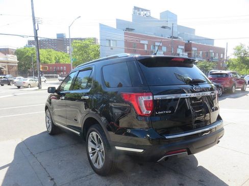 Used 2018 Ford Explorer Limited w/ Equipment Group 301A AWD/4WD image 5