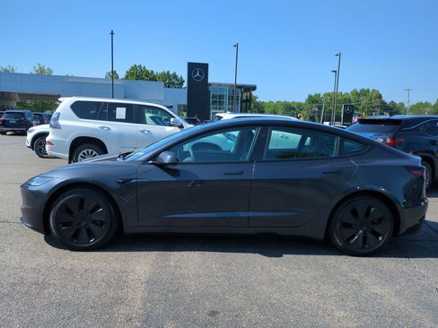 Used 2024 Tesla Model 3 Long Range AWD/4WD image 6