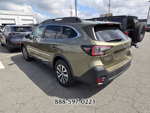 Used 2020 Subaru Outback Premium AWD/4WD image 5
