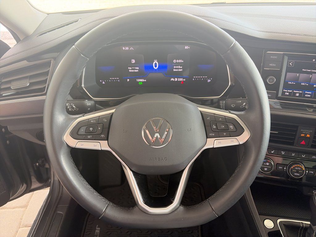 Certified 2024 Volkswagen Jetta SE FWD image 15