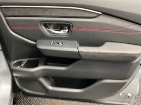 New 2026 Honda Pilot Black Edition image 24