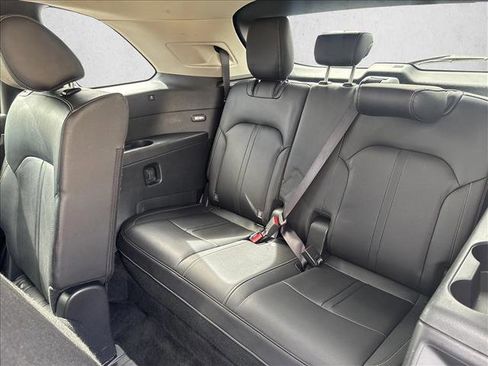 Certified 2024 MAZDA CX-90 3.3 Turbo w/ Preferred Plus image 18