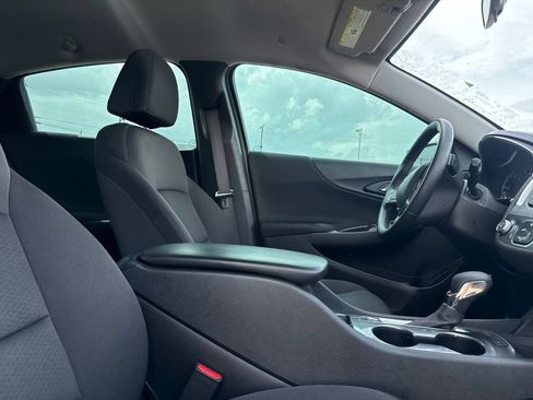 Used 2024 Chevrolet Malibu RS FWD image 27