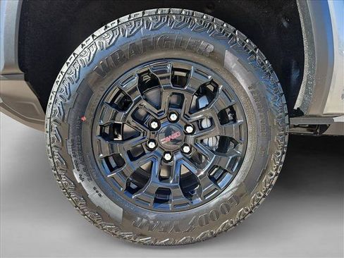 New 2026 GMC Canyon Elevation w/ Convenience Package RWD image 10