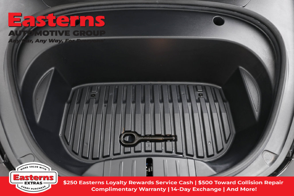 Used 2023 Tesla Model 3 Standard Range RWD image 8