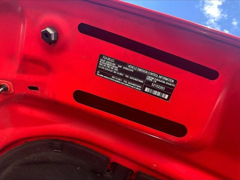 Used 2018 Jeep Renegade Altitude w/ Popular Equipment Group FWD image 28