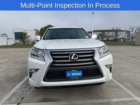 Used 2017 Lexus GX 460 Premium w/ Premium Package image 3