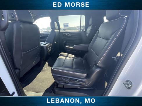 Used 2023 Chevrolet Suburban Premier image 25