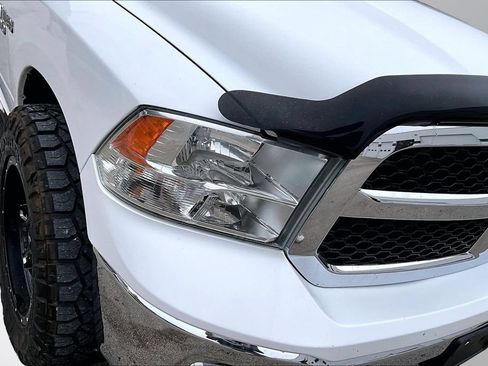 Used 2017 RAM 1500 Big Horn AWD/4WD image 32