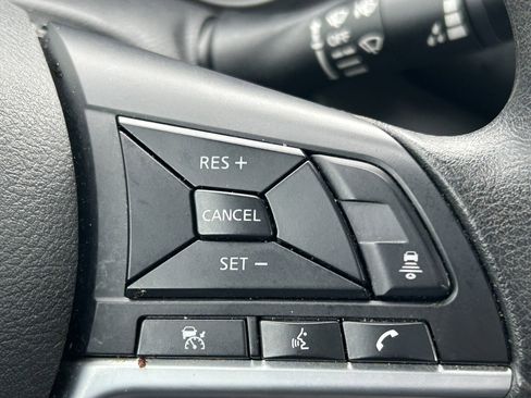 Used 2023 Nissan Sentra SV image 23