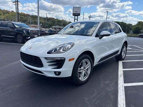 Used 2018 Porsche Macan S image 8