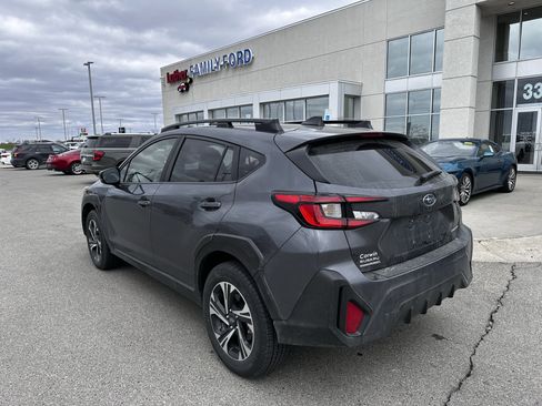Used 2025 Subaru Crosstrek 2.0i Premium AWD/4WD image 3