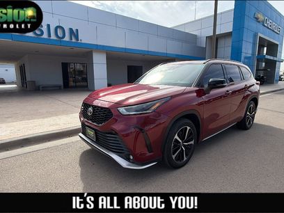 Used 2022 Toyota Highlander XSE