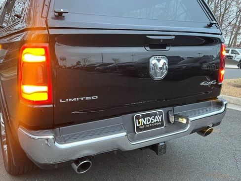 Certified 2023 RAM 1500 Limited w/ Cold Weather Group image 8