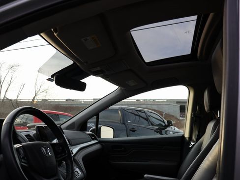 Certified 2018 Honda Odyssey EX-L image 44