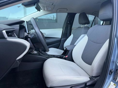 Used 2021 Toyota Corolla LE FWD image 16