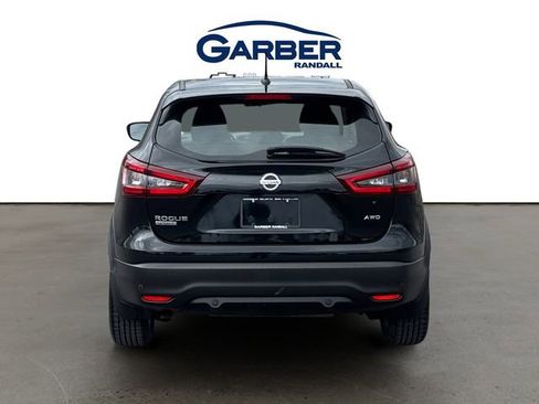 Used 2021 Nissan Rogue Sport S image 4