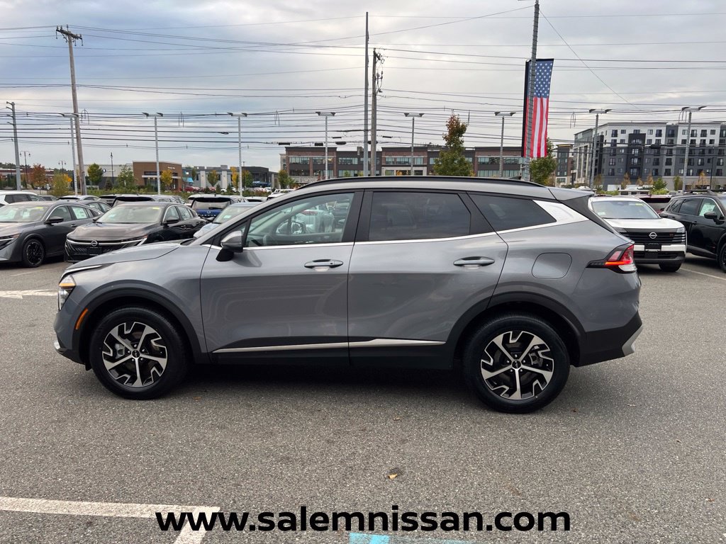Used 2025 Kia Sportage EX w/ Premium Package AWD/4WD image 4