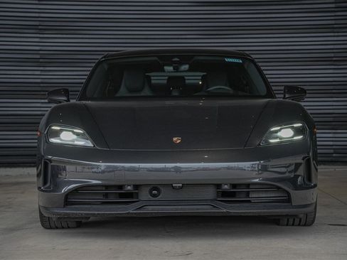 New 2025 Porsche Taycan 4S image 7