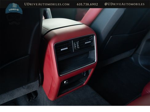 Used 2022 Porsche Cayenne AWD/4WD image 46