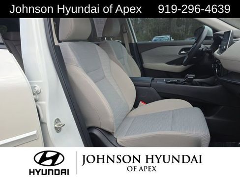 Used 2021 Nissan Rogue SV image 20