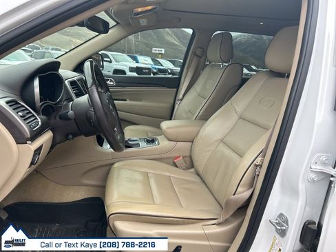 Used 2018 Jeep Grand Cherokee Overland image 15