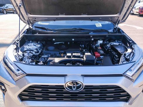 Certified 2022 Toyota RAV4 XLE Premium FWD image 29