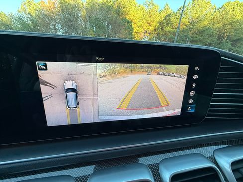 Used 2022 Mercedes-Benz GLE 350 w/ AMG Line Exterior image 22