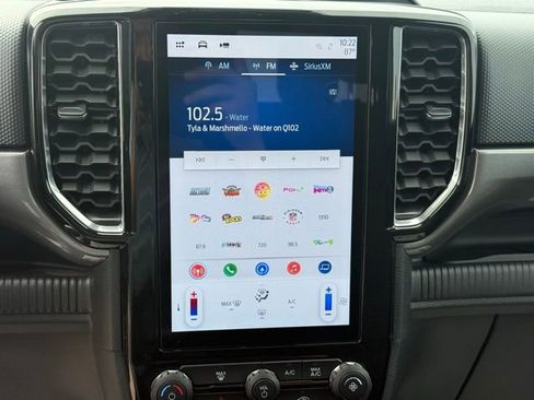 Used 2024 Ford Ranger XLT w/ Trailer Tow Package image 19