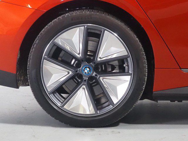 Used 2024 BMW i4 eDrive35 w/ Premium Package RWD image 56