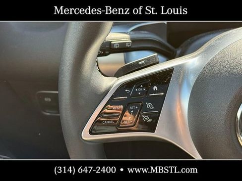 Certified 2026 Mercedes-Benz GLB 250 4MATIC image 21